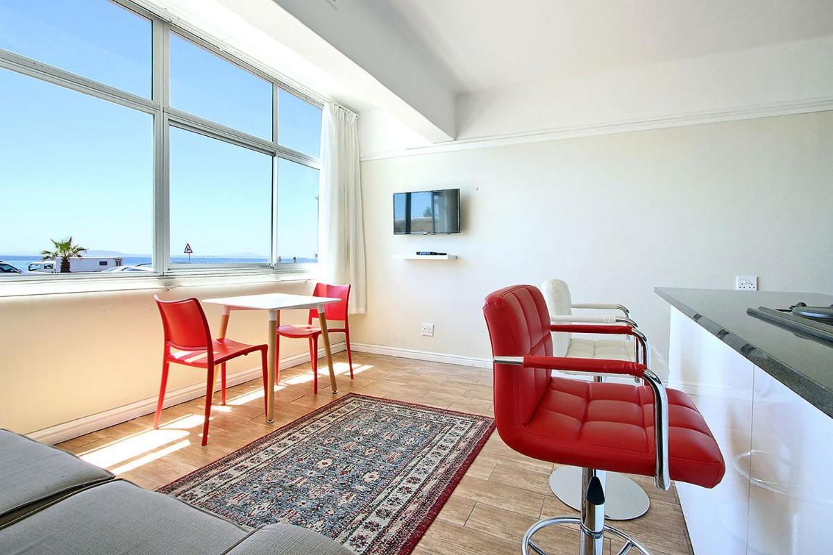 Apartment Sandringham 01 Sea-facing Ground-floor *